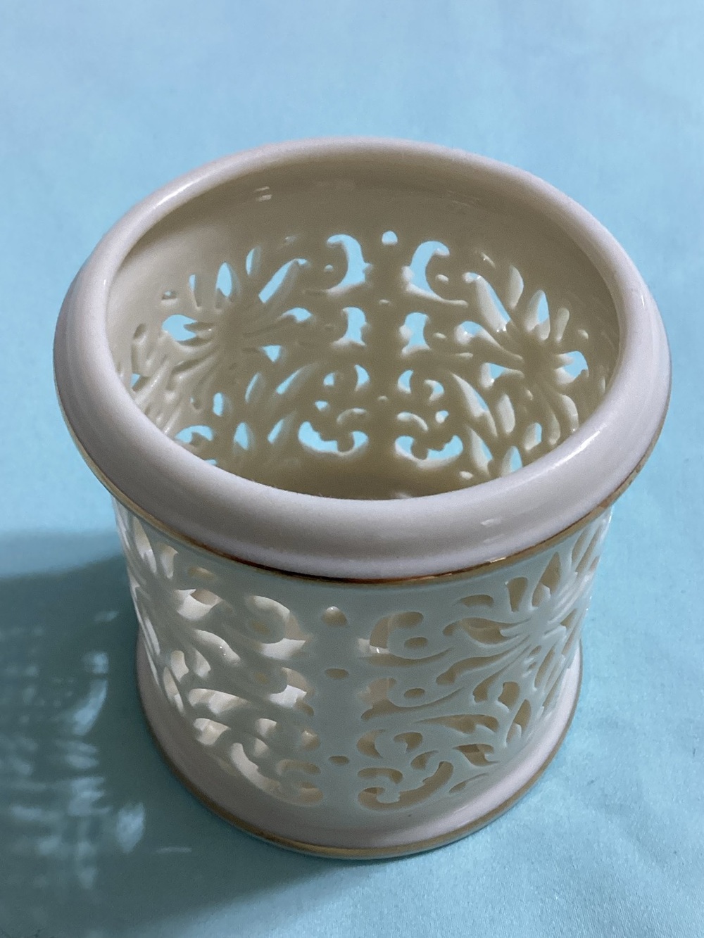 Lenox Illuminations Pierced Porcelain Votive Tea Light Candle Holder